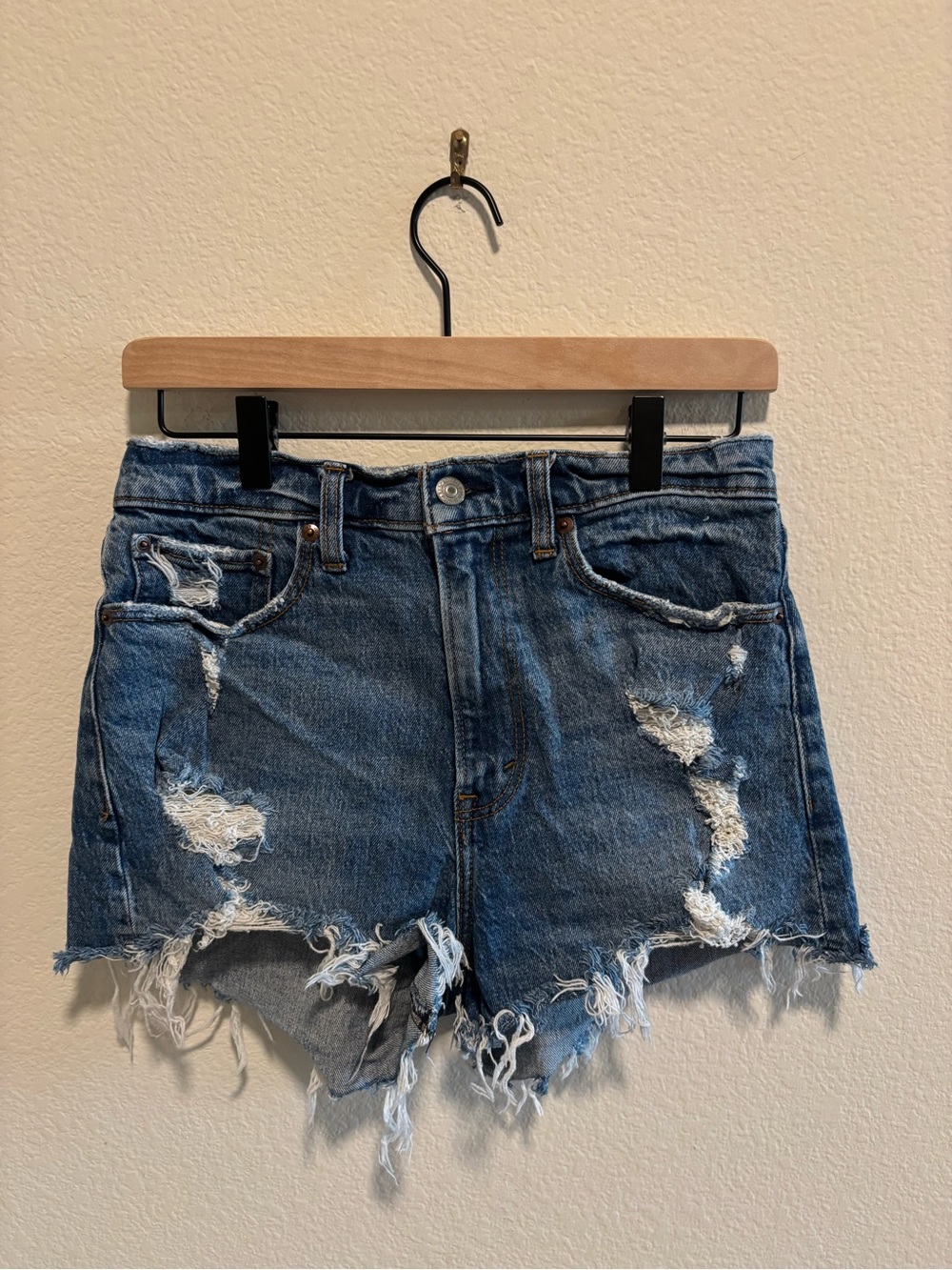 Abercrombie & Fitch Distressed Blue Denim Mom Short High Rise Curve Love